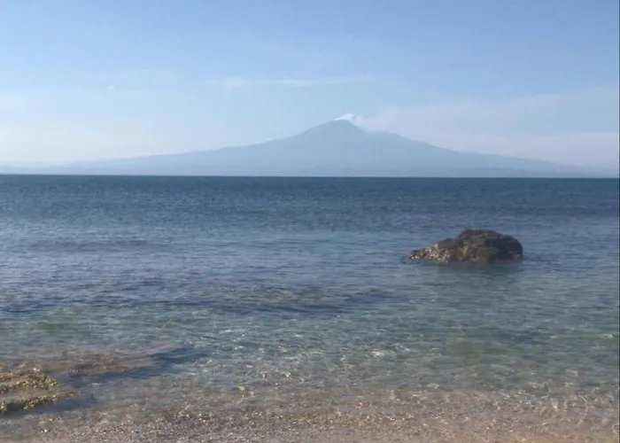 Zefiro Tra Piscina E Mare Vila *