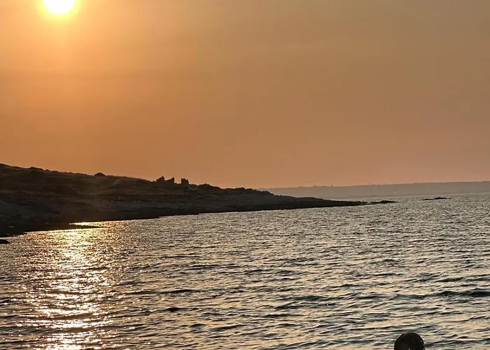 Zefiro Tra Piscina E Mare Vila *