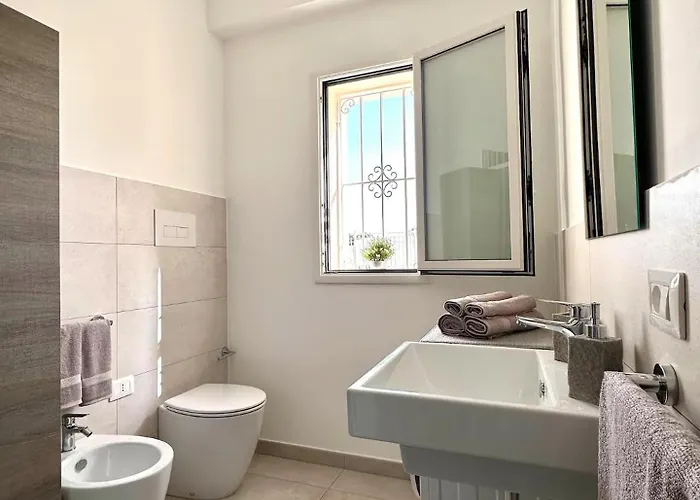 Vila Zefiro Tra Piscina E Mare Brucoli